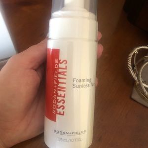 Rodan and fields sunless tanner